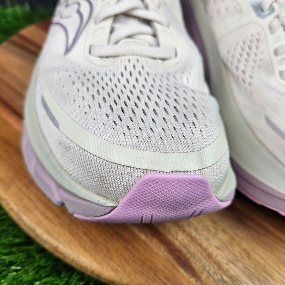 Saucony Guide 18 Moon Quail Womens Size 10 Cream Athletic Running Shoes Sneakers - Picture 8 of 14